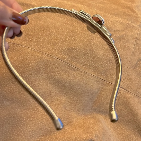 HENRI BENDEL LUXURY SILVER/CRYSTAL HEADBAND - Picture 3 of 8